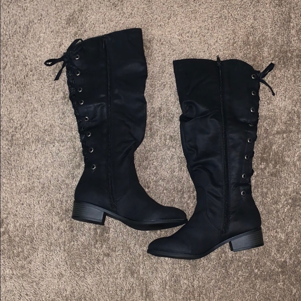 Riding boots